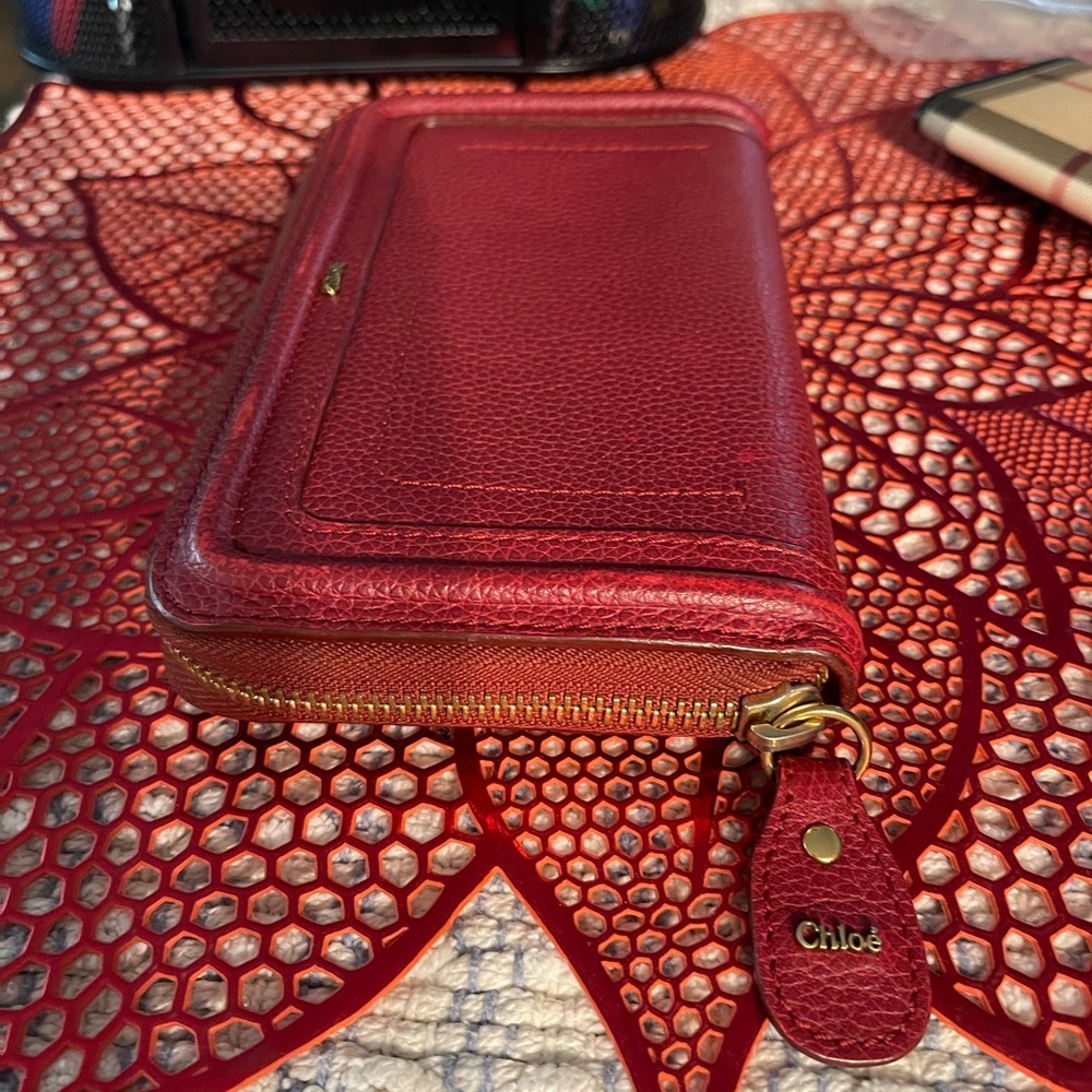 Chloe Deep Red Leather Wallet - Picture 4 of 10